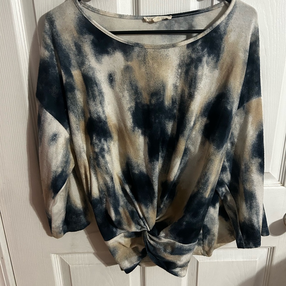 Black and White Tie Front Relaxed Blouse